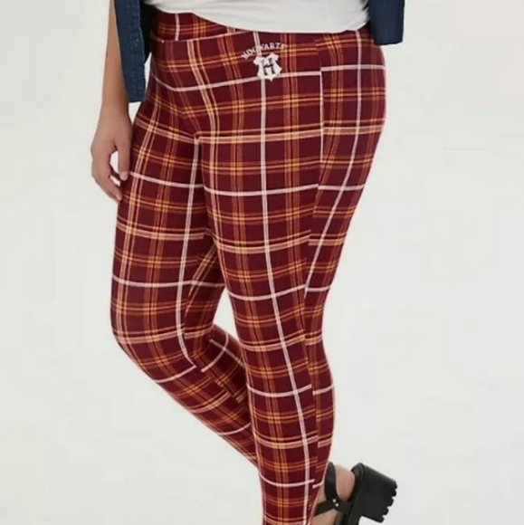 torrid Pants - Harry Potter Hogwarts  red plaid leggings